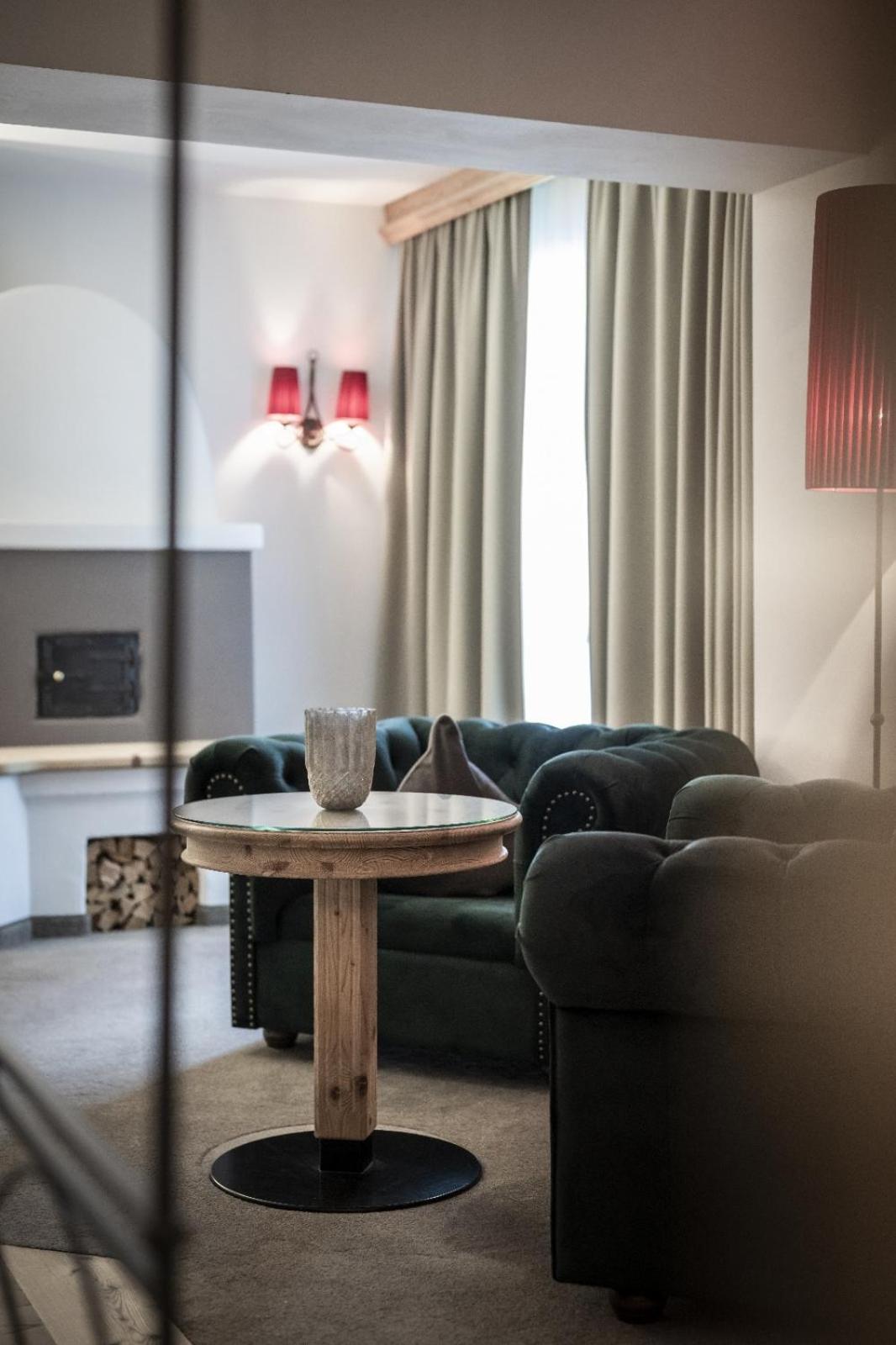 סלבה די ואל גרדנה Hotel Acadia - Adults Mountain Home מראה חיצוני תמונה